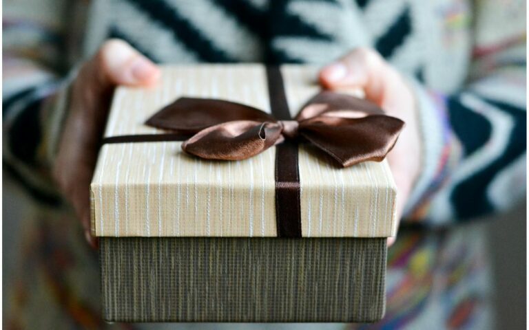 Grifting, not gifting! Avoid dodgy donations